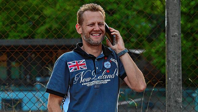 Teamwork: Markus Meier vom FC Bergalingen trainiert gemeinsam mit Alexander Rebis die A-Junioren der SG FC Wehr/Bergalingen.