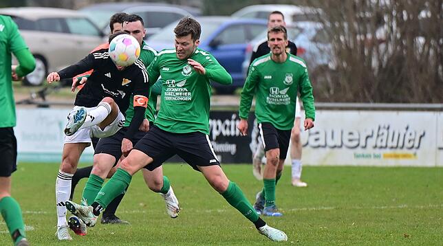 Bild 4: SV 08 Laufenburg unterliegt mit 0:2 beim SV Mundingen – und wir haben Fotos!