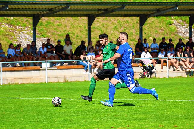 Bild 15: SV Karsau gewinnt das Aufsteiger-Derby gegen den SV Herten II mit 2:0 &ndash; und wir haben Bilder!