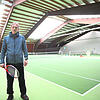 Der bisherige Eigentümer der Furtwanger Tennishalle, Wenzel Kopecky, hat die Halle verkauft. Doch der Betrieb dort geht auch unter neuer ...