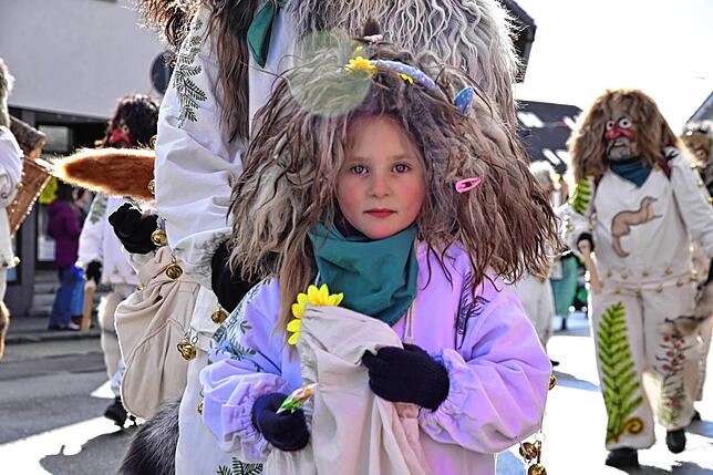 Bild 10: St. Georgen feiert Fasnacht: Kinderumzug mit Elfen, Piraten & Schneemännern – die besten Fotos!