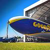 Am Dienstagvormittag wurde der Zeppelin NT mit dem neuen Branding des Werbepartners Goodyear für einen ersten Testflug ausgehallt. Am ...