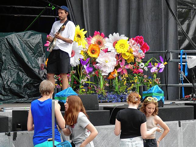 Bild 6: Die besten Bilder der Führung hinter die Kulissen vom Openair-Konzert von Lea in Markdorf