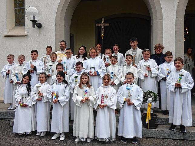 Festgottesdienst feierten in der katholischen Pfarrkirche St. Josef in Albbruck.