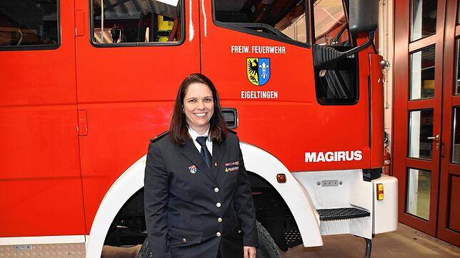 Natascha Glück wurde bei der Hauptversammlung der Feuerwehrabteilung Eigeltingen zur ersten Abteilungskommandantin der Gesamtwehr ...