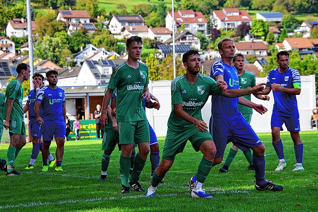 Bild 3: SV Waldhaus gewinnt 3:1 beim FC Hauingen – wir haben Fotos!