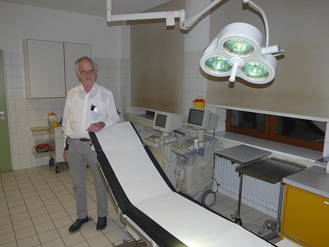 Dr. Thomas Honeck in einem der beiden Operationsräume.
