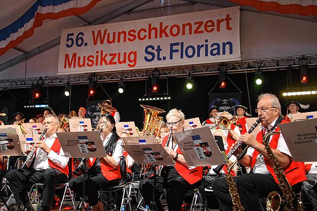 Bild 7: Was für ein Auftritt! Die schönsten Bilder vom Chilbi-Wunschkonzert des Musikzugs St. Florian