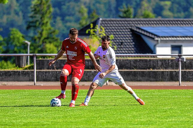 Bild 11: SV 08 Laufenburg besiegt den VfR Bad Bellingen mit 2:1 und wird  Vizemeister – wir haben Fotos!