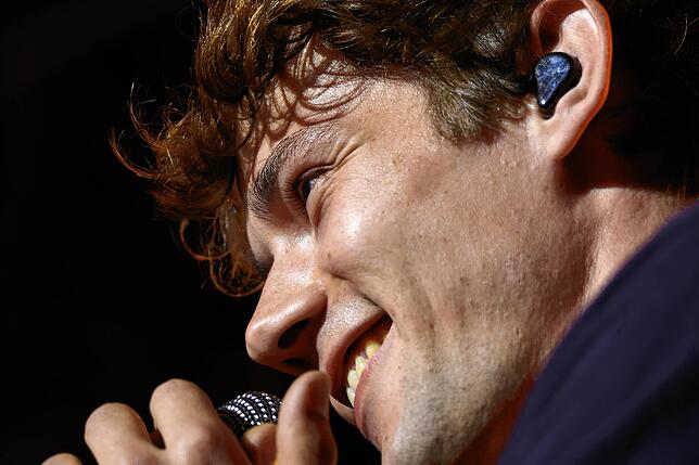 Bild 11: AnnenMayKantereit auf dem Southside 2025: Der Auftritt der Pop-Rocker in Bildern