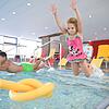 Seit 2015 hat Schramberg ein neues Hallenbad, das in seinem Angebot nahe an dem liegt, was das Hüfinger Aquari aktuell auch schon ...