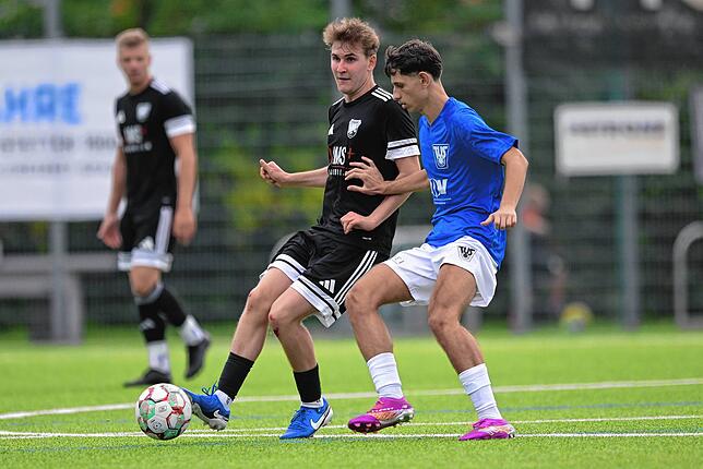 Bild 2: TuS Stetten gewinnt 3:1 gegen den FC Wehr – und wir haben Fotos!