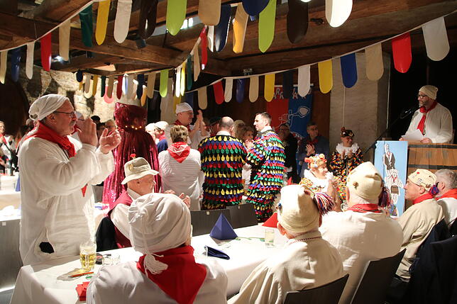 Bild 22: Die schönsten Bilder vom Heringsessen in Waldshut-Tiengen: Tradition und Genuss im Fokus