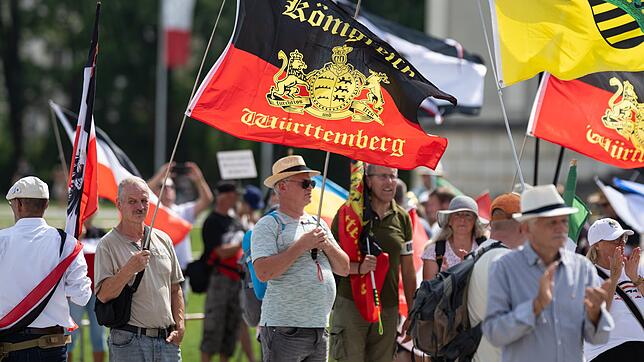 «Reichsbürger» wollen sich in Karlsruhe versammeln. (Archivbild)
