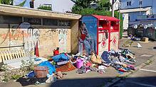 Dieser Anblick wiederholte sich Woche für Woche in der Karl-Marx-Straße in VS-Schwenningen. Hier wurden die Container nun abgezogen.