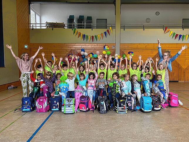 Sonja Gassmann (links) ist Lehrerin der Klasse 1/2 B und Patricia Olschewski (rechts) ist Lehrerin der Klasse 1/2 A.