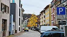 Die Rheinstraße in Waldshut: Hier herrscht dringender Sanierungsbedarf. Mit der Vergabe des Planungsauftrags wird das Ganze immer konkreter.