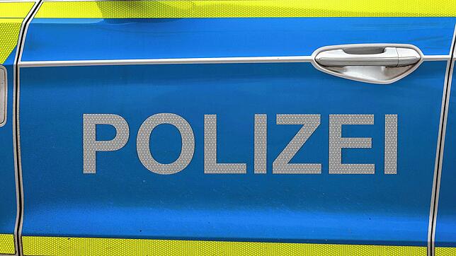 Die Polizei – hier ein Symbolbild – sucht Zeugen zu einem Vorfall, bei dem ein Radfahrer gestürzt ist.