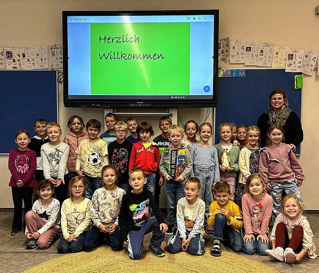 Die Klasse 1b Erdmännchen der Grundschule Bräunlingen mit Klassenlehrerin Selina Siegel