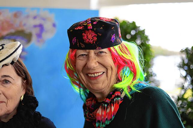 Bild 26: Frauenkaffee 2025: Männer in der Minderheit, Frauen gut behütet – Fotos der Premiere!