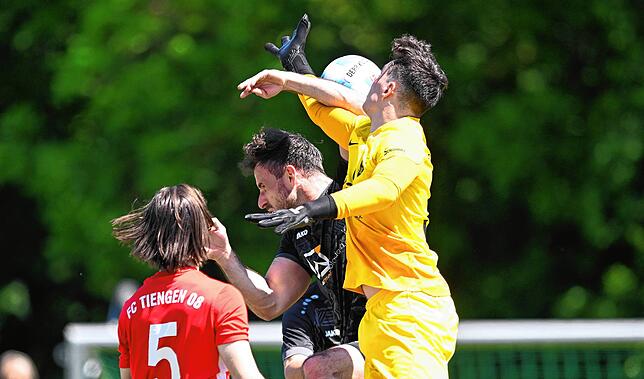 Bild 22: FC Tiengen 08 unterliegt mit 0:3 beim FC Wolfenweiler-Schallstadt – und wir haben Fotos!