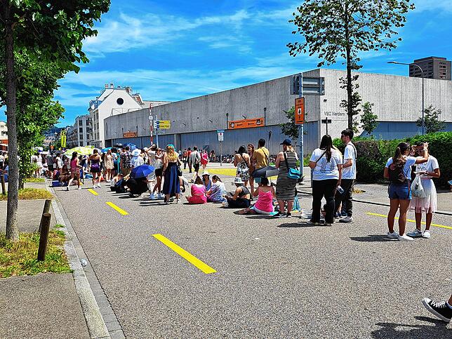 Bild 3: Die besten Bilder: Fans in Zürich freuen sich auf Taylor Swift