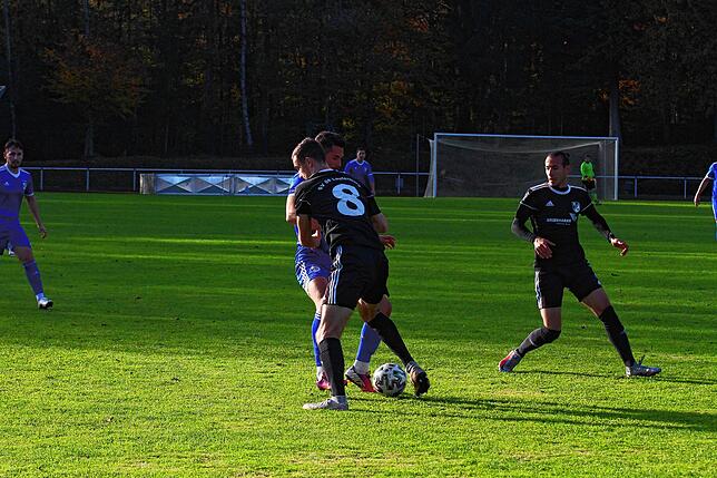 Bild 26: SV 08 Laufenburg II trotzt Spitzenreiter SV BW Murg ein 2:2 ab &ndash; und wir haben Bilder!