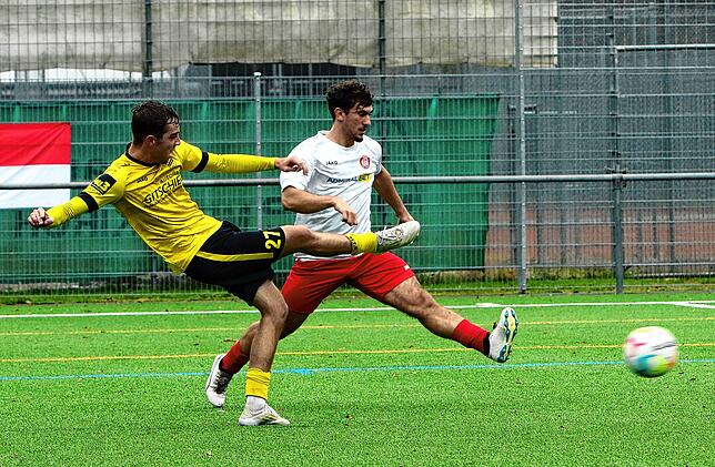 Bild 35: Spannendes Linzgauderby zwischen SC Pfullendorf II und SV Denkingen. Wir haben die besten Bilder!