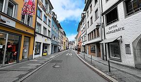 In der Überlinger Altstadt kam es nach Polizeiangaben zu einer Körperverletzung.