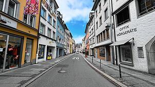 In und vor einem Lokal in der Christophstraße kam es nach Polizeiangaben zu einer Körperverletzung.