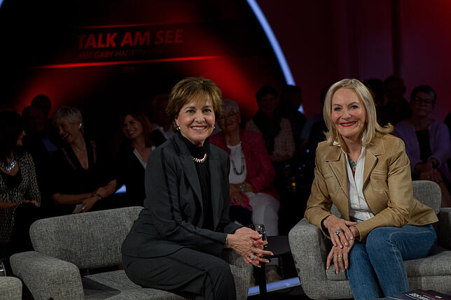 In ihrer ersten Sendung war die Schweizer Schlagersängerin und Fernsehmoderatorin Paolo Felix zu Gast.