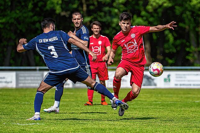 Bild 3: SV Blau-Weiß Murg gewinnt gegen den FC Grießen mit 3:1 &ndash; und wir haben Bilder!