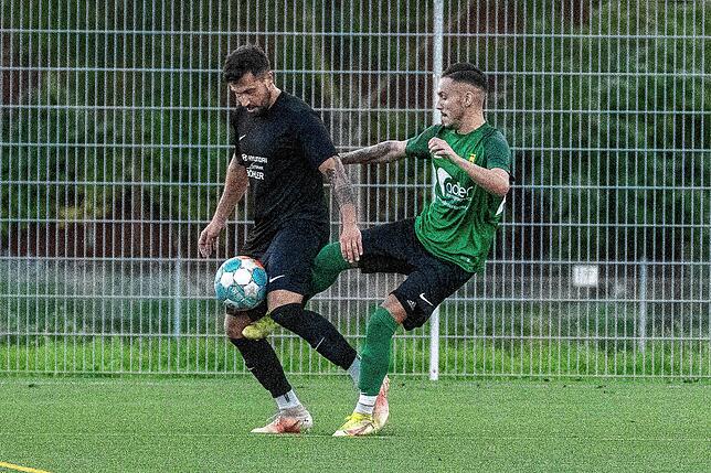 Bild 2: SV Herten rettet sich zum 2:2 gegen die SG FC Wehr/Brennet &ndash; und wir haben Bilder!