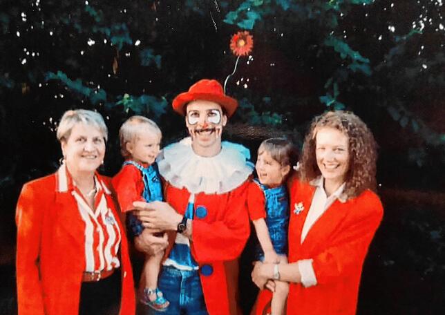 Geraldine Ortlieb-Schüle stammt aus einer Artistenfamilie
