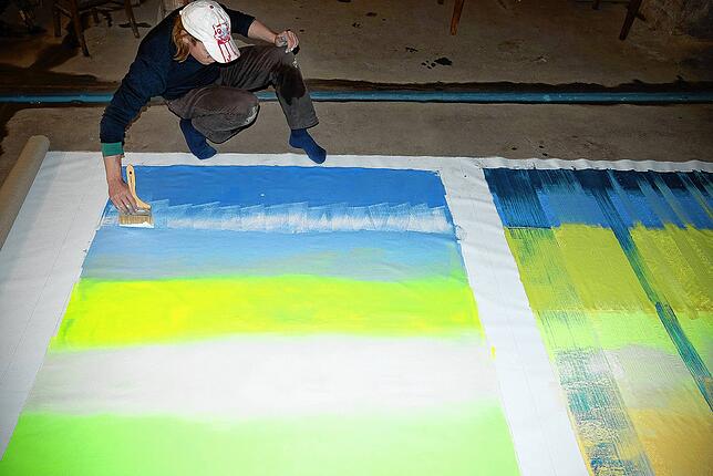 Die Schau ist ein interdisziplinäres Kunstprojekt zwischen Malerei, Installation, Klangkunst und ortsbezogener Rauminszenierung. Dieses ...
