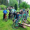 Technik-Training mit Simon Wider und Michelle Ketterer am Bikepark. Kinder und Jugendliche durfen in den ersten Jahren beim ...
