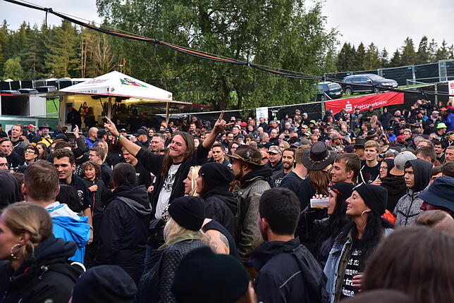 Bild 3: Der Metalacker 2018 lockt tausende Metalfans in den Schwarzwald - Hier gibt's alle Infos und Videos!