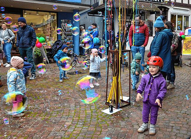 Bild 27: Die schönsten Bilder von der Kindermeile des Kindertheater-Festivals am Samstag – Teil 3