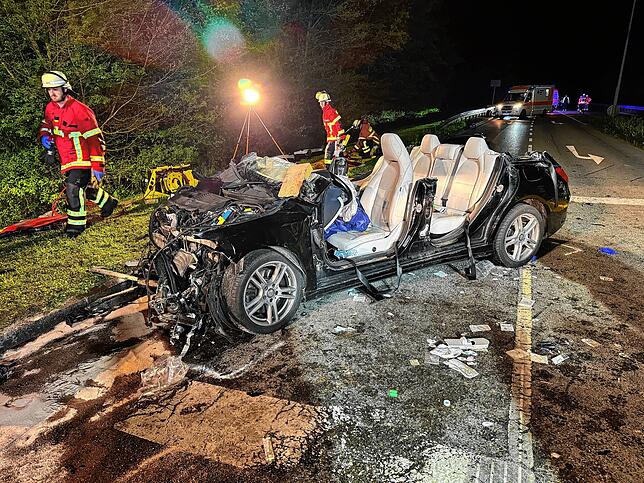 Bei dem Unfall entstand laut Polizeiangaben ein Schaden von rund 86.000 Euro.