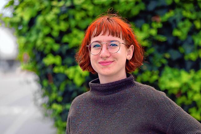Helen Baur ist die Sichtbarkeit queerer Menschen privat und beruflich ein großes Anliegen.