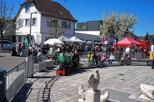 Bild 21: Lauchringen dank offener Ladentüren in „Sonntagslaune“