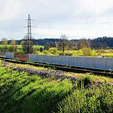 Für den Bahnabschnitt bei Sauldorf wird hier ein Bahnsteig gebaut.