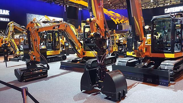 Baumaschinen aller Größen und Formen gibt es in der Halle B6 bei Zeppelin/Caterpillar zu sehen.