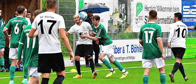 Bild 28: SV Herten bejubelt einen knappen und glücklichen Sieg bei der SG Mettingen/Krenkingen &ndash; und wir haben die Bilder!