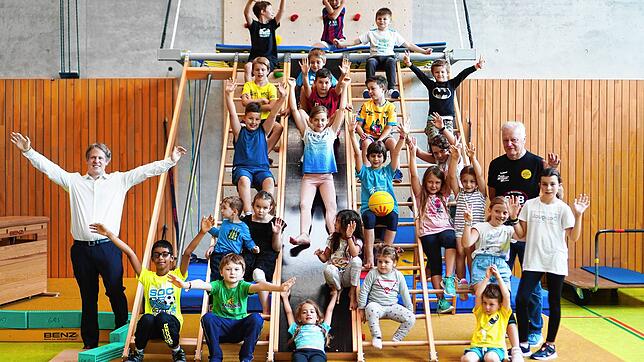 Verlässliche Ferienbetreuung bietet die HSG Konstanz seit mehreren Jahren an. Dazu den Sportgarten für Kinder und Jugendliche vom ...