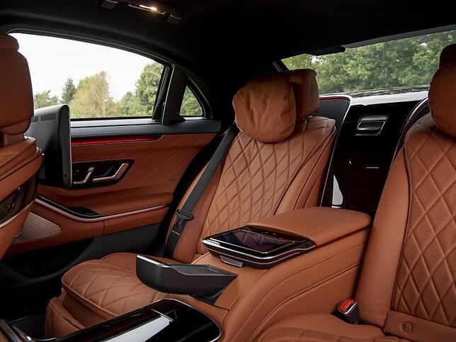 Viel Platz: Der Mercedes S 680 Guard ist auch für lange Dienstfahrten gut gerüstet.