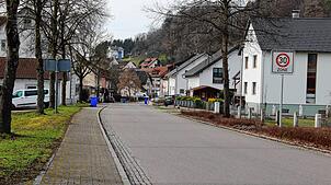 Das Gebiet der Stühlinger Straße bis einschließlich der Waldshuter Straße zum Ortsausgang ist im Bebauungsplan „Altdorf Untereggingen“ ...