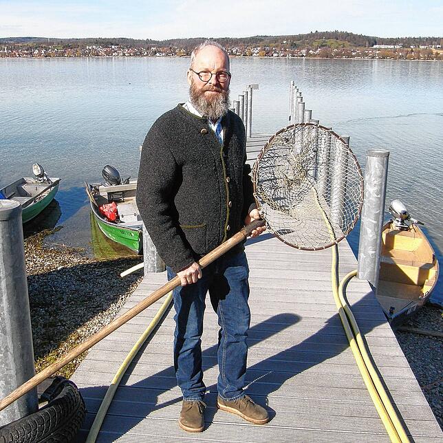 Der Reichenauer Berufsfischer Stefan Riebel ist Vorsitzender des Fischereivereins Untersee und Rhein, der selbst drei Fischreiser betreibt.