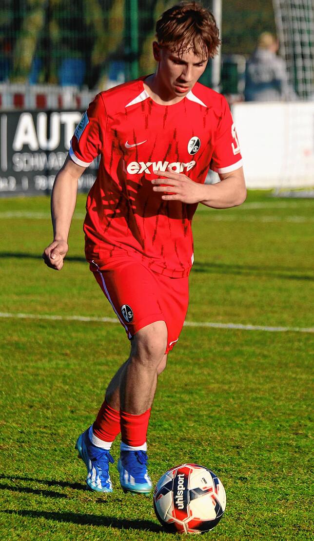 Bild 14: Die U17 des SC Freiburg zu Gast im Friedengrund: Das sind unsere Bilder!