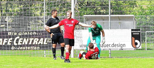 Bild 37: FC Hochrhein besiegt den VfB Waldshut mit 4:2 – wir haben Fotos!